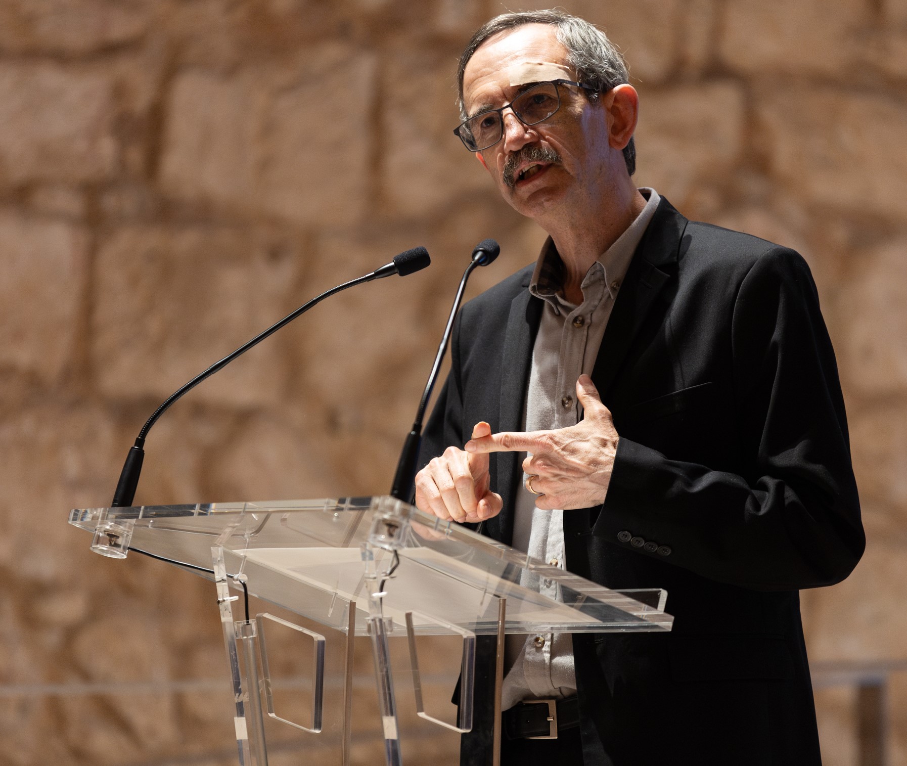 Xavier Margenat guanya el XLIV Premi de Narrativa Infantil i Juvenil Guillem Cifre de Colonya 2025